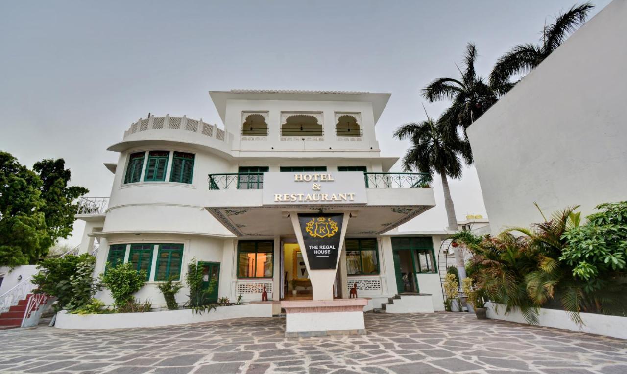 Treebo The Regal House, Near Fateh Sagar Lake Udaipur Ngoại thất bức ảnh